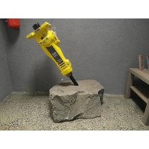 Młot hydrauliczny Epiroc Atlas Copco SB 152