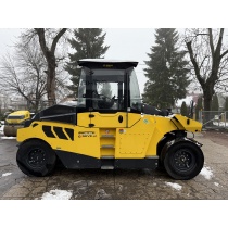 Bomag BW 28 RH walec ogumiony